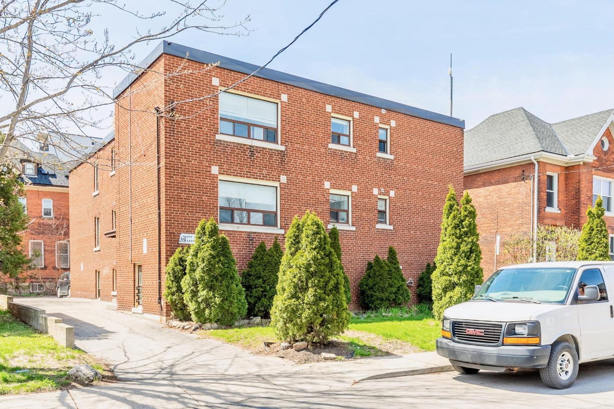 Modern Apartment In Corktown Hamilton Sleeps 4 Eksteriør bilde